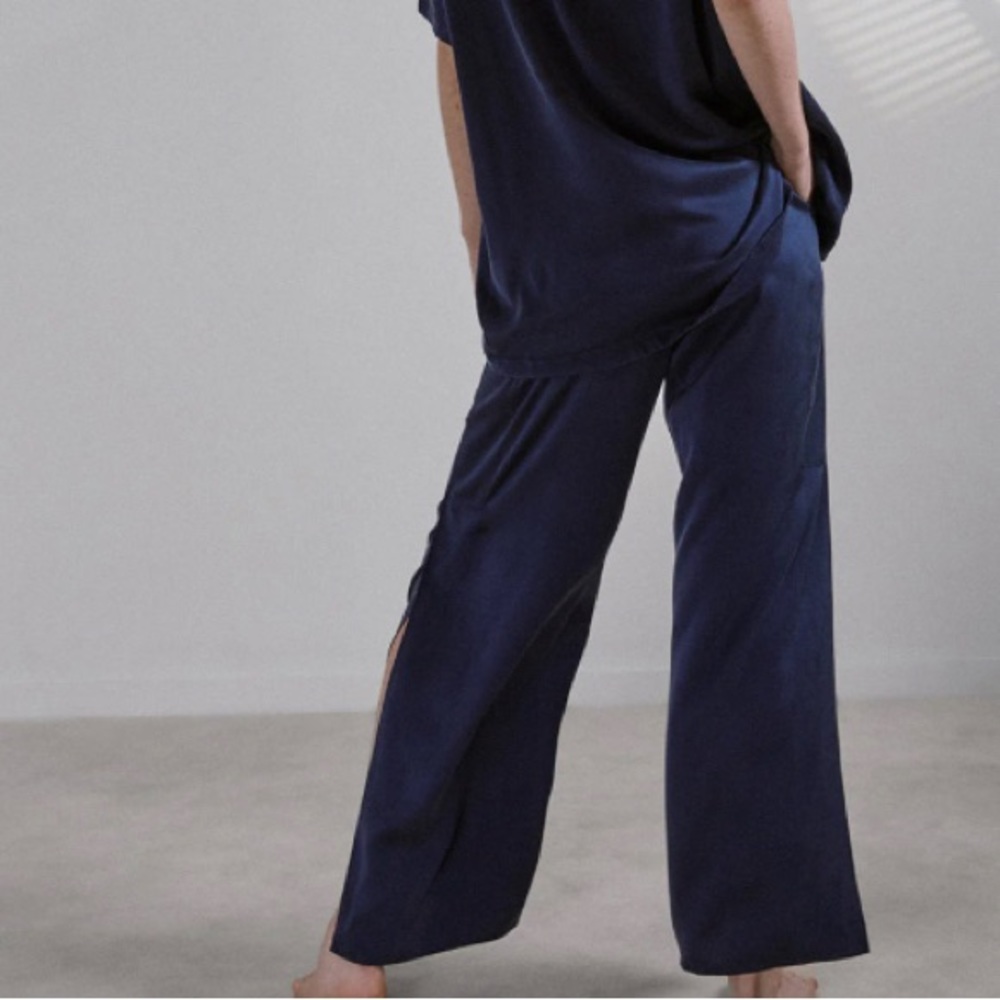 Lunya Washable Silk Tee Pant Set, size S